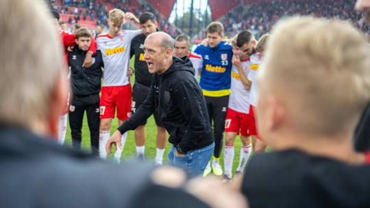 Joe Enochs gibt sich weiter optimistisch.