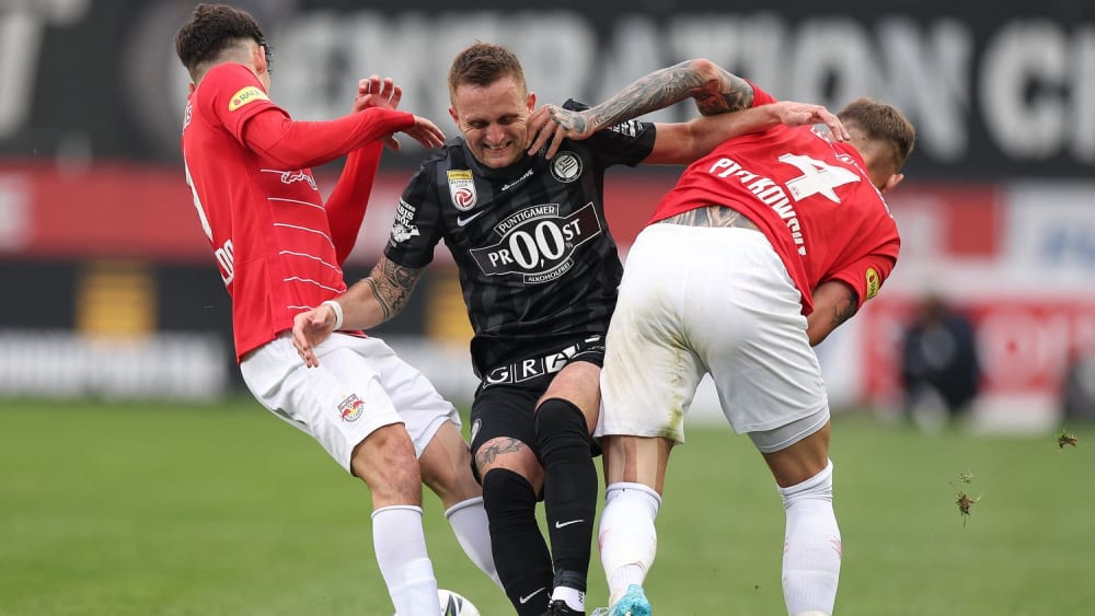 Jakob Jantscher (Mitte) drückte dem Spiel seinen Stempel auf.