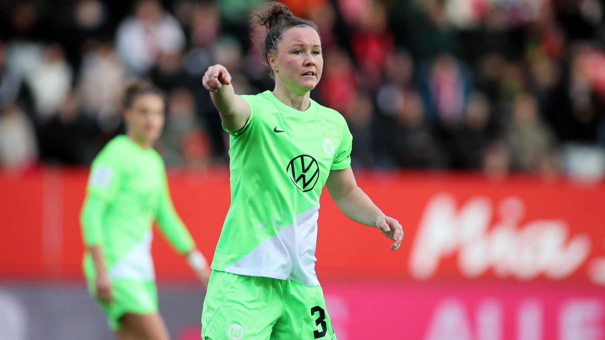 Abwehr zentral: Marina Hegering (VfL Wolfsburg)