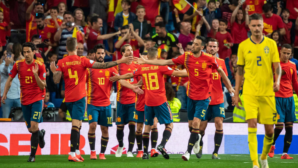 Jubel nach Chancenfeuerwerk: Spanien hat sich auch im Heimspiel gegen Schweden durchgesetzt.