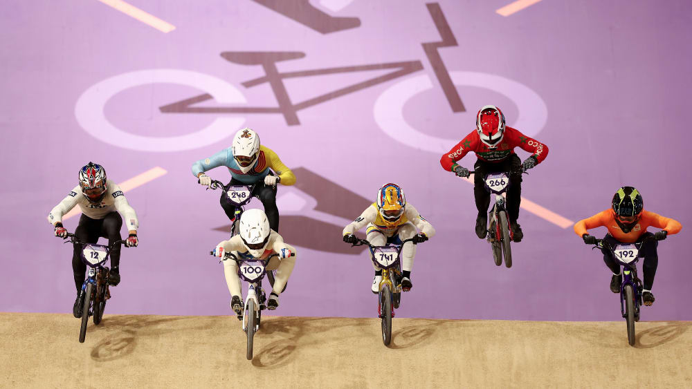 Romain Mahieu, Diego Alejandro Arboleda Ospina, Joris Daudet, Cameron Wood, Ruben Gommers, Dave van der Burg und Dean Reeves im Viertelfinale im BMX in Saint-Quentin-en-Yvelines