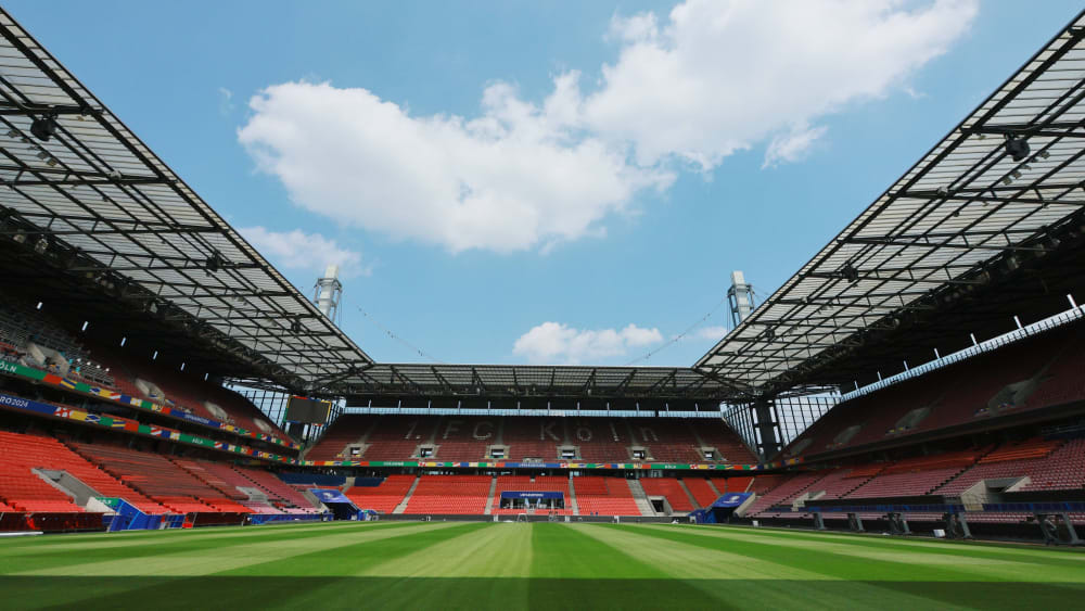 Das "Cologne Stadium" präsentiert sich gut vorbereitet vor den anstehenden EM-Spielen.