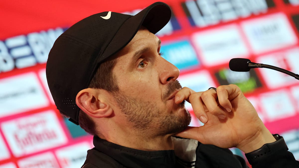 Schuster-will-gegenseitige-Sympathien-ausklammern-Abwehr-Duo-fehlt-auch-gegen-Bremen