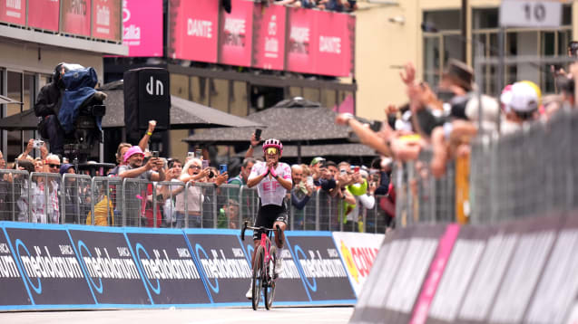  Richard Carapaz distanzierte Roglic und Co.