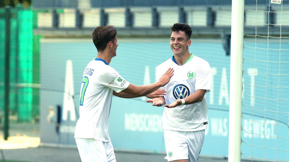 Amir Abdijanovic (rechts) im Dienste von Wolfsburgs A-Junioren (2018).