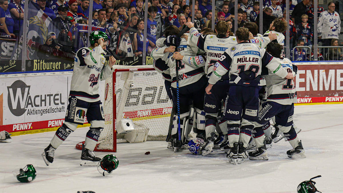 Stettmer und Ronning überragen: Eisbären feiern Titelhattrick