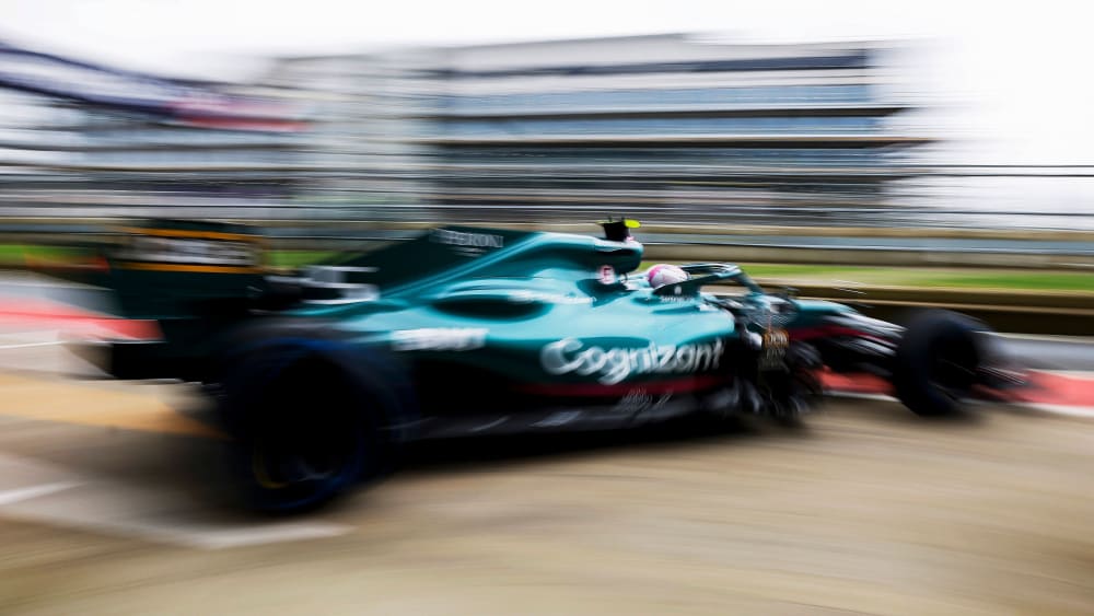 "Das ganze Wochenende wird intensiver", meint Aston-Martin-Pilot Sebastian Vettel.