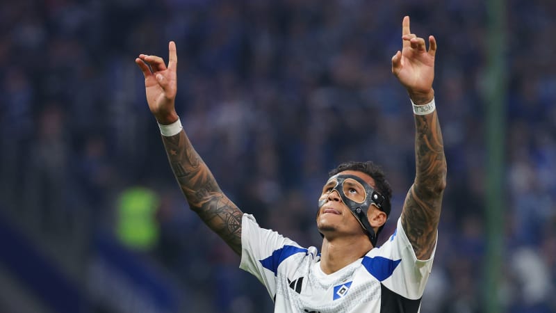 2. Bundesliga - Hamburger SV - SSV Ulm, 10 Mayıs 2025'te Hamburg'daki Volksparkstadion'da. Tezahüratlar, gol sevinci, golcü Davie Selke (Hamburg 27), golünün ardından skoru 3-1'e getiren sevinci yaşıyor. Fotoğraf: osnapix / Marcus Hirnschal DFB yönetmelikleri, fotoğrafların görüntü dizileri ve/veya yarı video olarak kullanılmasını yasaklıyor.