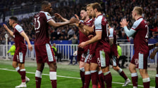 Craig Dawson (#15) brachte die Hammers in Lyon in Führung. 