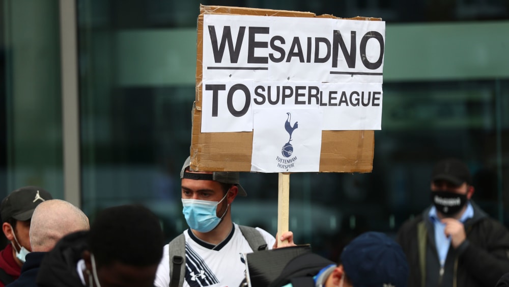 Fans, hier von Tottenham Hotspur, protestierten im Frühjahr 2021 massiv gegen die Gründung der Super League.