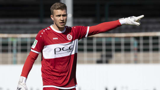 Philipp Gutkowski ordnet auch zukünftig seine Mitspieler beim VfB Homberg.