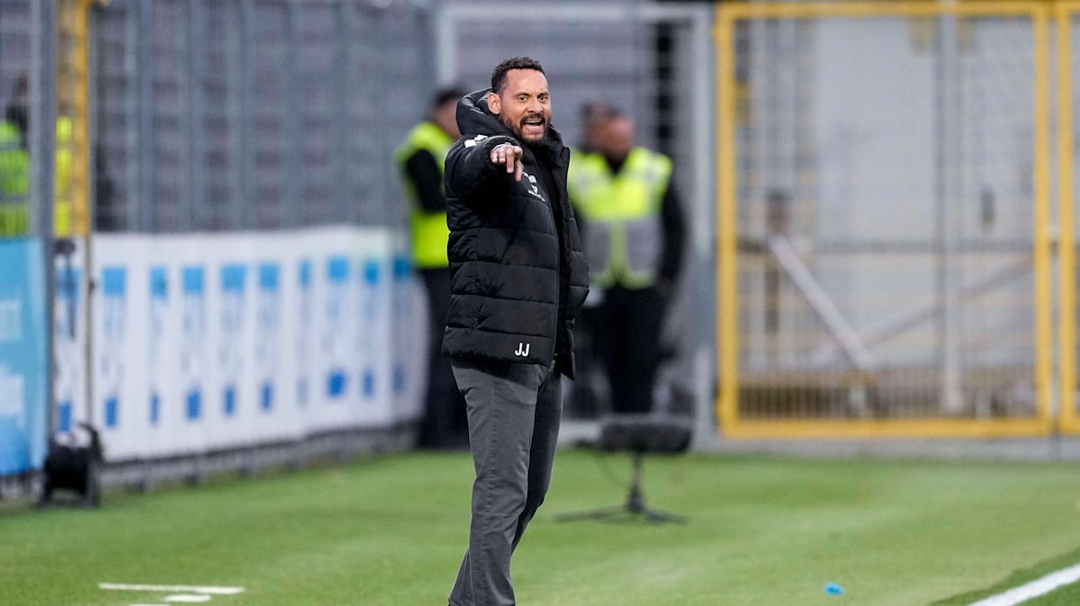 Bleibt Jones trotz Abstieg in Schweinfurt? 