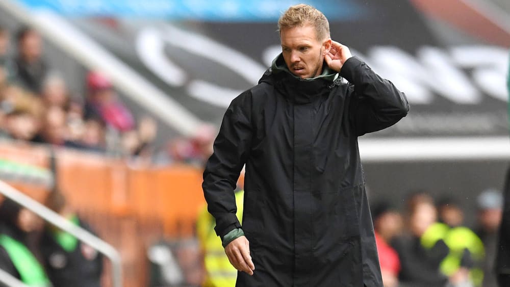 Er war bedient nach dem 0:1 in Augsburg: Bayern-Cheftrainer Julian Nagelsmann.
