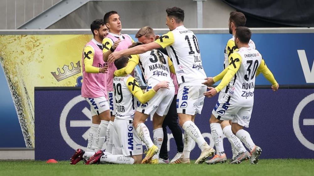 LASK schlägt Sturm nach Rückstand mit 21 kicker