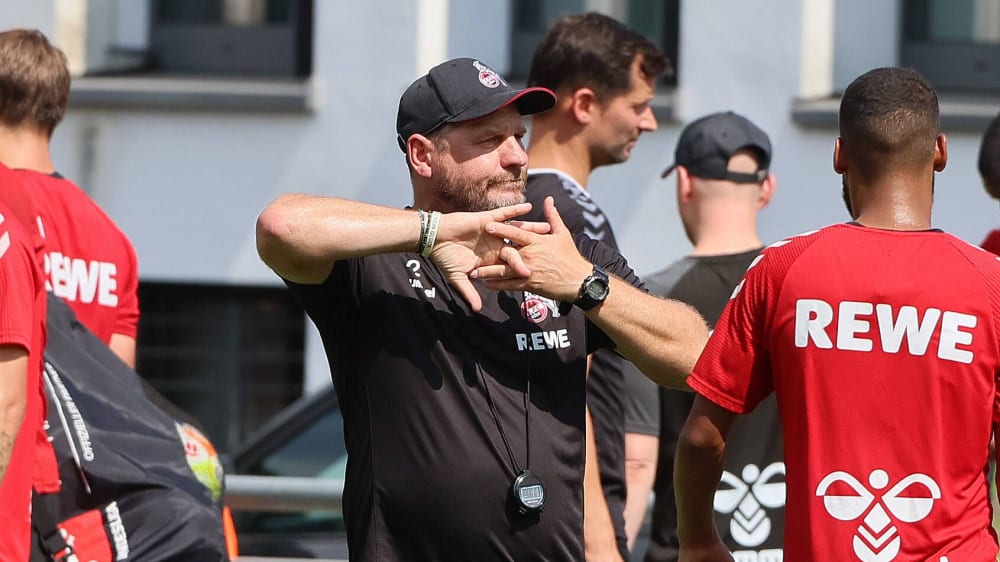 Zuhause oder nicht? Köln und Trainer Steffen Baumgart könnten in den Play-offs der Europa-Conference-League eventuell doch in der Fremde starten.