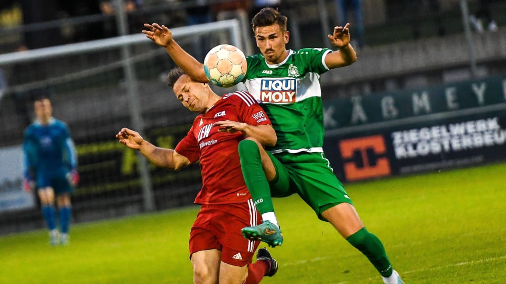 Knapp behauptet: Der VfB Eichstätt (grün) gewann dank Timo Meixner beim FC Memmingen.