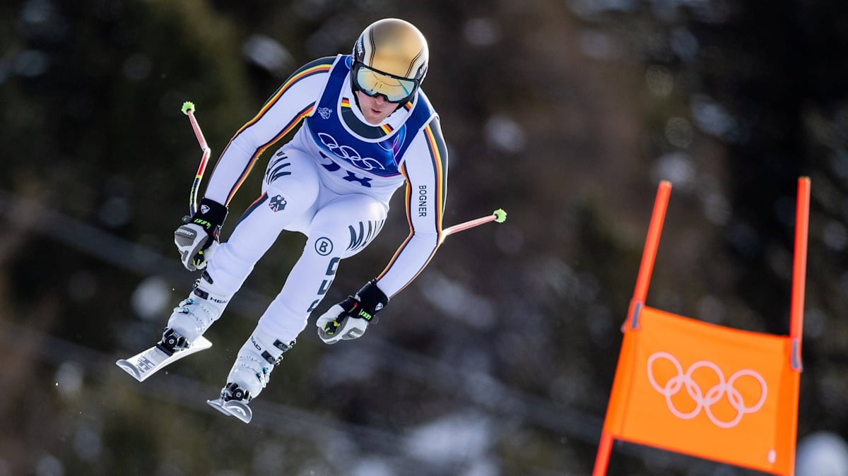 Schweizer-jubeln-in-der-alpinen-Kombination