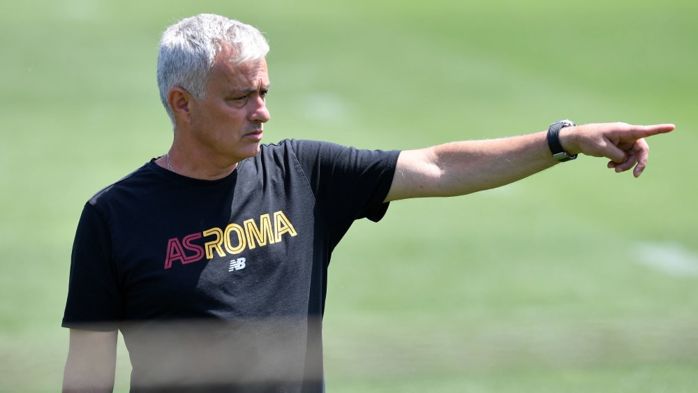 Klarer Blick in Richtung Conference-League-Titel: Roma-Trainer José Mourinho.