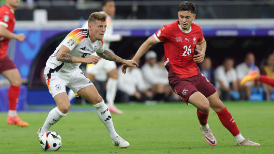 Duell mit Weltmeister Toni Kroos: Beim 1:1 gegen Deutschland stand Fabian Rieder in der Schweizer Startelf.