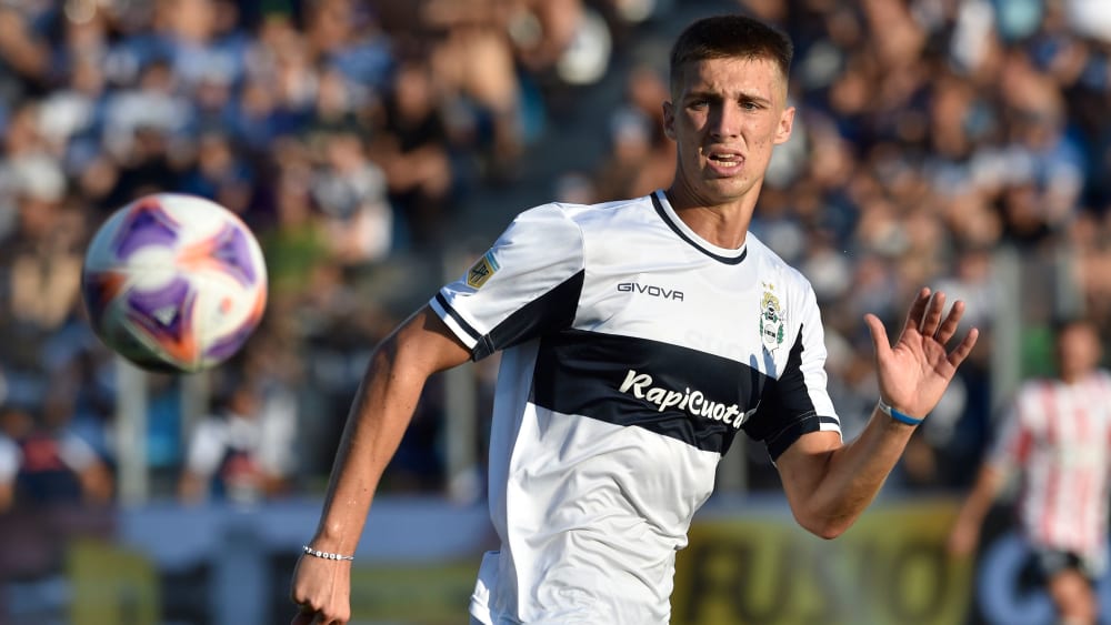 Futuro en Azul Real: Felipe Sánchez.