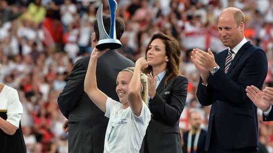 Beim EM-Finale in Wembley zeigte er sich noch als Fan der Lionesses: Prinz William. 