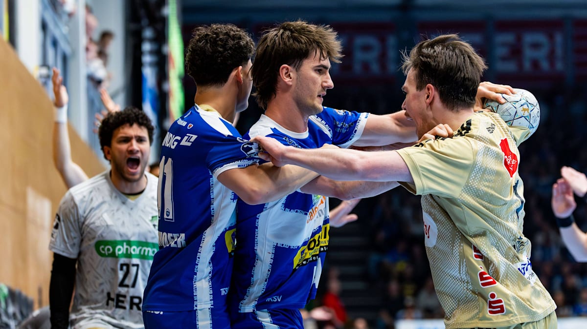 Rudelbildung, rote Karten und Platzwunde: Hannover gewinnt wildes Spiel in Eisenach