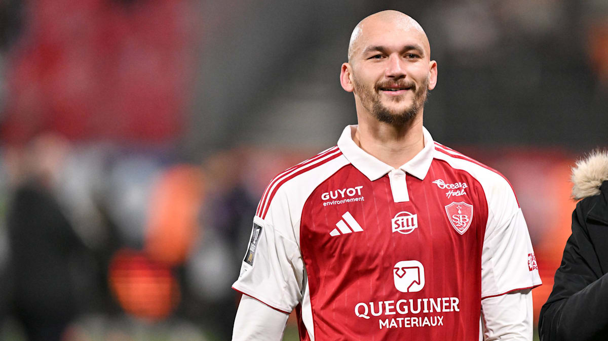 Ex-Bundesliga-Duo-kombiniert-Dina-Ebimbe-findet-Ajorque-zum-Brest-Sieg