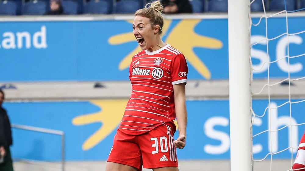 Carolin Simon bejubelt ein Tor gegen Duisburg.