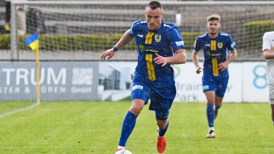 Musste hart und lange um sein Geld kämpfen: Christian Clemens, hier im Dress des 1.FC Düren.