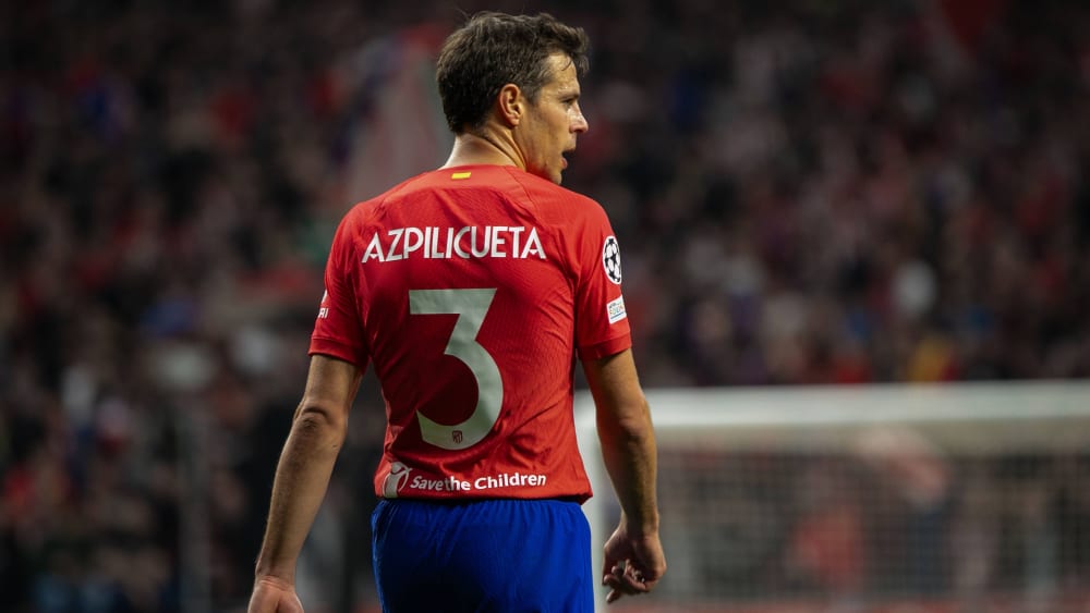 Hängt noch ein Jahr dran: Cesar Azpilicueta bleibt bei Atletico Madrid.