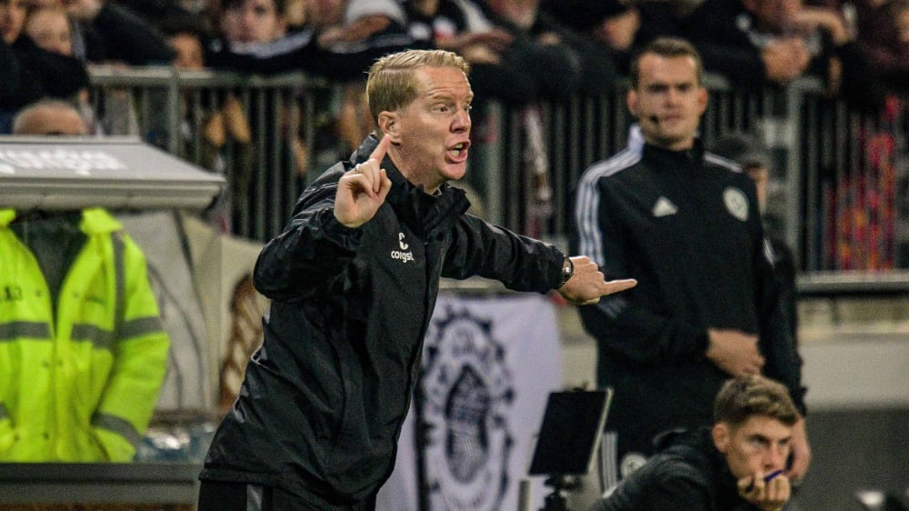 Zwei Punkte holte St. Pauli auswärts bislang - zu wenig, weiß auch Coach Timo Schultz.