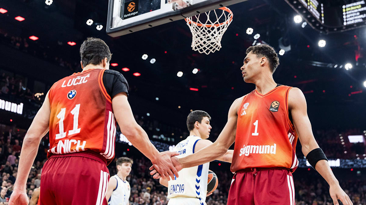 Reaktion-gezeigt-Bayern-schl-gt-Valencia-und-meldet-sich-zur-ck