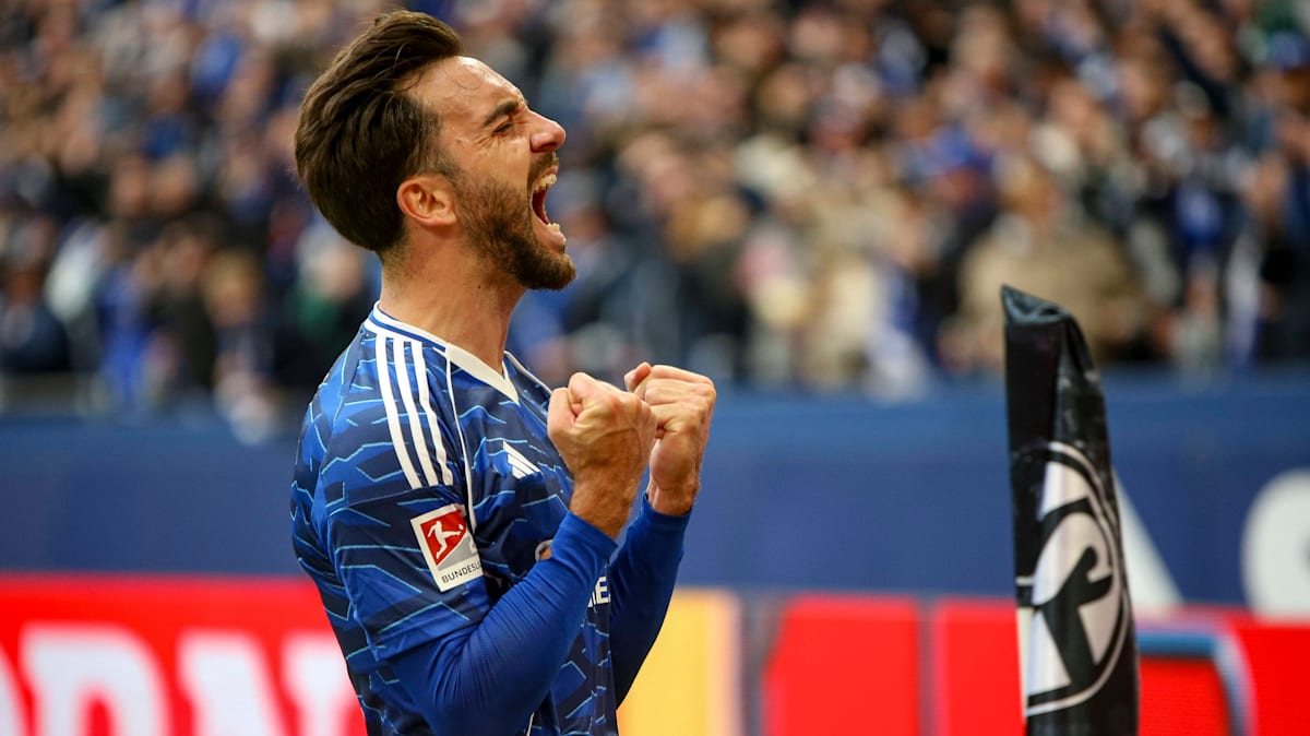 Karaman bricht den Bann: Schalke verteidigt Tabellenführung