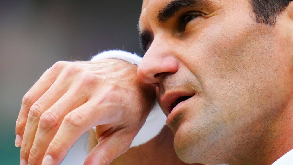 Roger Federer weiß, "wie schwierig eine Operation in diesem Alter ist".