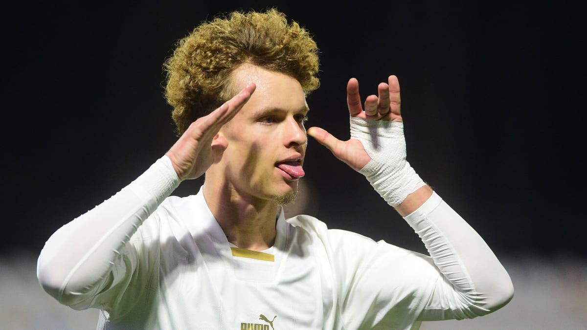 Stuttgart has top talent Jovanovic on its radar