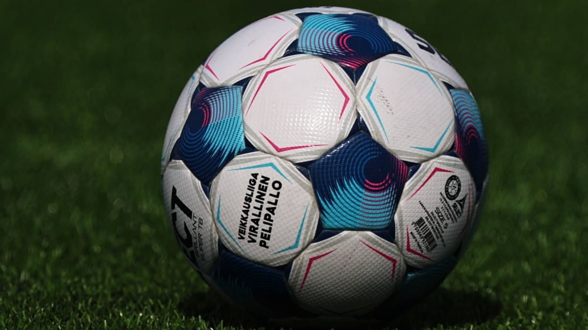 Nach-Abstieg-in-2-Liga-Trib-nenbrand-ersch-ttert-finnischen-Traditionsverein-FC-Haka