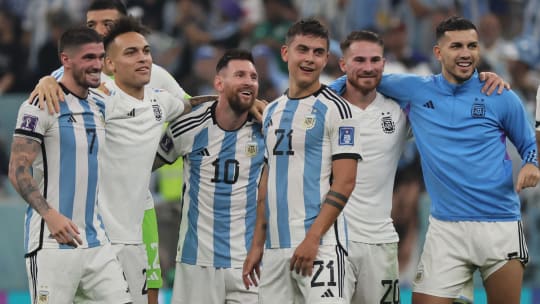 Das ganz große Ziel vor Augen: Lionel Messi, Paulo Dybala & Co. blicken dem WM-Finale 2022 entgegen.