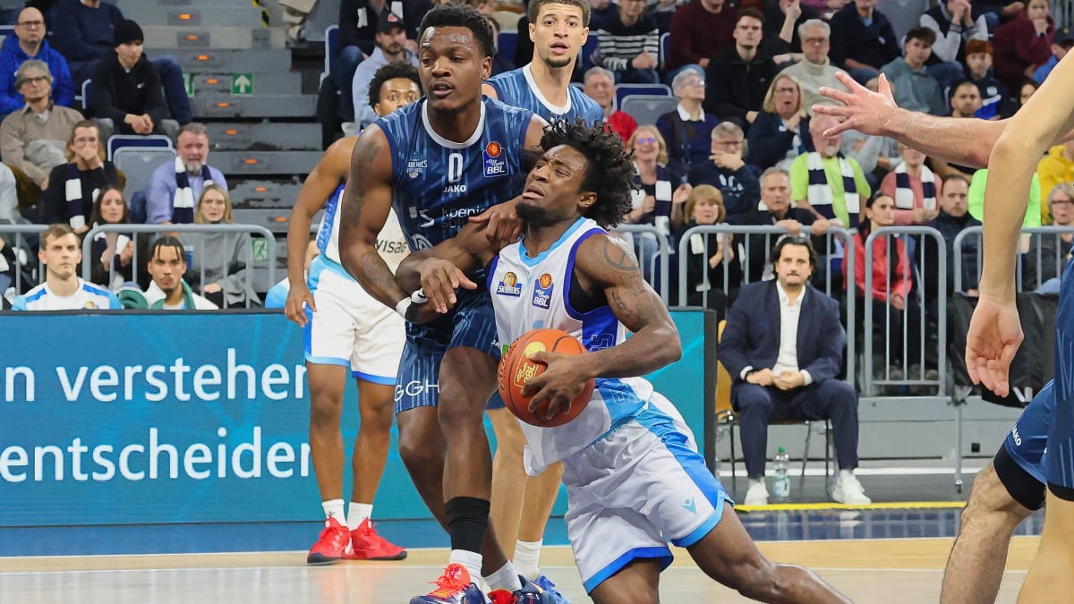 Swope-entscheidet-gegen-Krimi-gegen-Heidelberg-sp-t-Chemnitz-gewinnt-3-Spiel-in-Folge