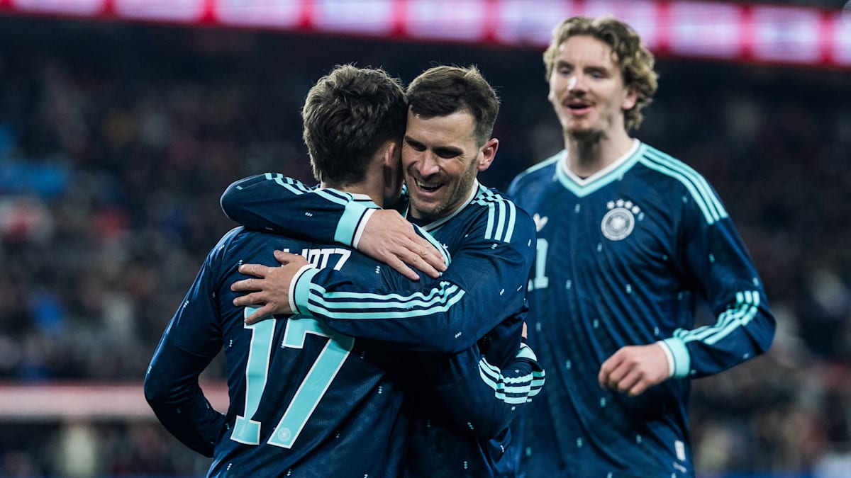 Groß raves about Wirtz: “He kisses the ball”
