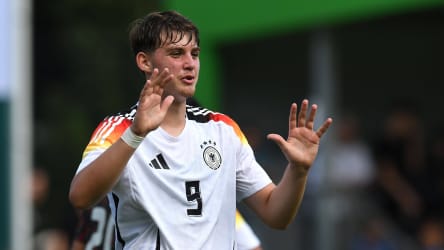 Alexander Staff traf gegen Belarus doppelt.