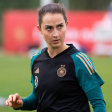 Im Sommer bei den Olympischen Spielen dabei? Mittelfeldspielerin Sara Däbritz.
