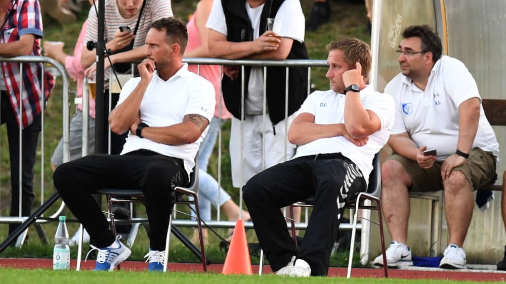 Nicht länger Trainer von Eintracht Mahlsdorf: Simon Rösler (links)