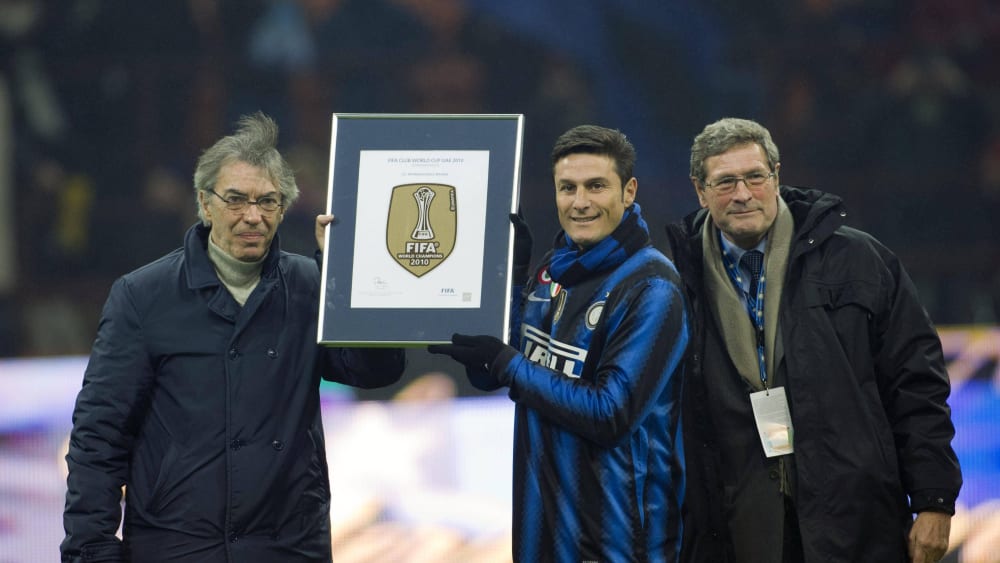 Mehr als doppelt so alt, im Alter von 37 Jahren, traf Javier Zanetti für Inter Mailand. 2010 gewann er dann mit Inter Mailand den Titel.