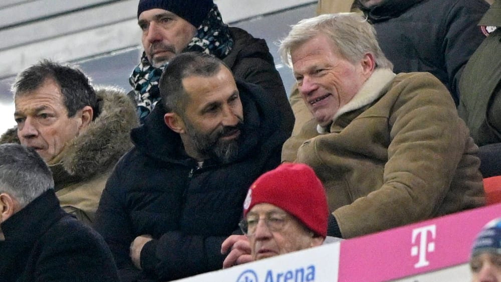 Zufriedene Zuschauer: Oliver Kahn (re.) und Hasan Salihamidzic beim Heimspiel gegen Union Berlin am Sonntag.