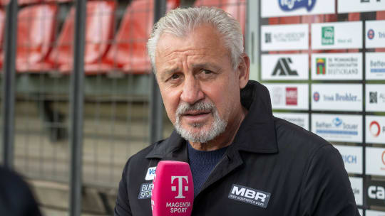 Pavel Dotchev wurde an seinem Geburtstag nicht von seiner Mannschaft beschenkt.