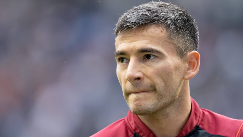 Bayer 04 Rätsel um Aranguiz Abschied durch die Hintertür? kicker