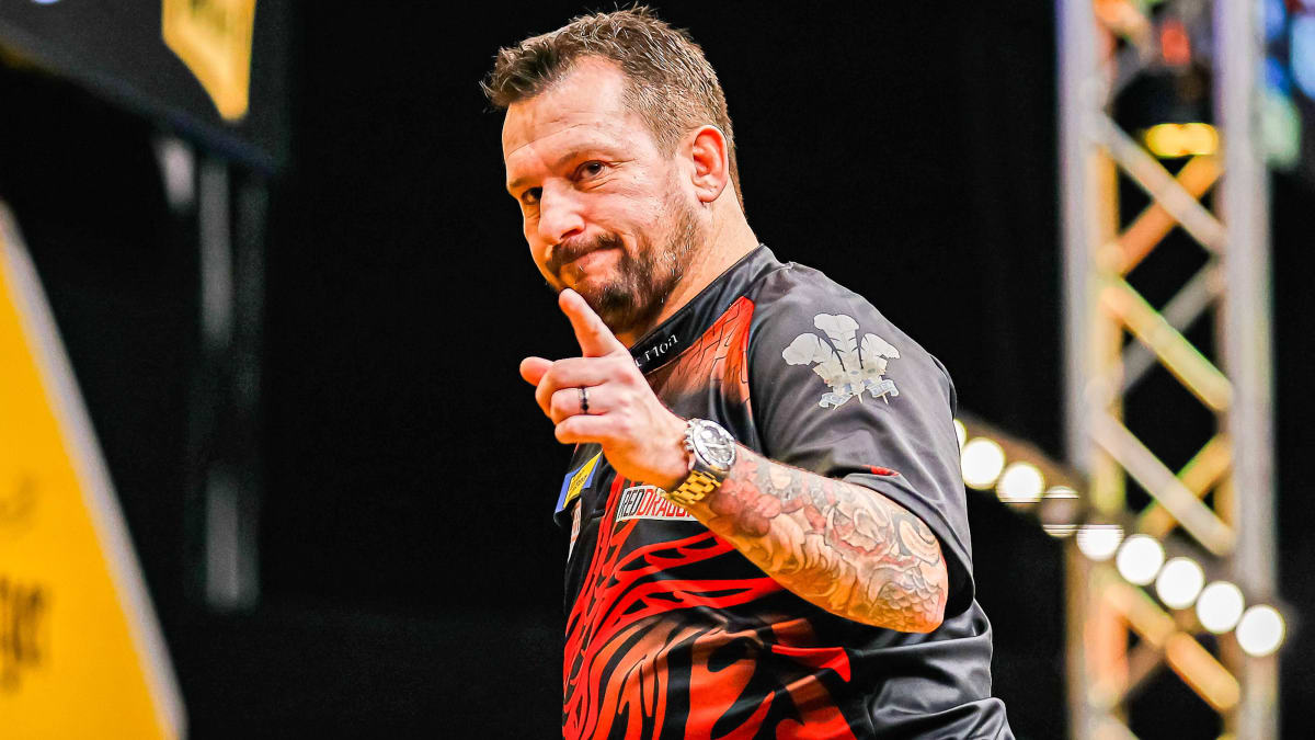 DartsElite in Berlin Clayton gewinnt PremierLeagueAbend kicker