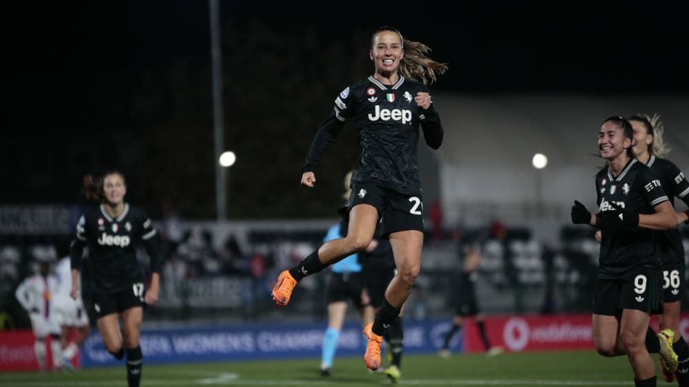 [Bild: 71780e04-b592-46e1-be8c-72bd53e324bd.jpg]