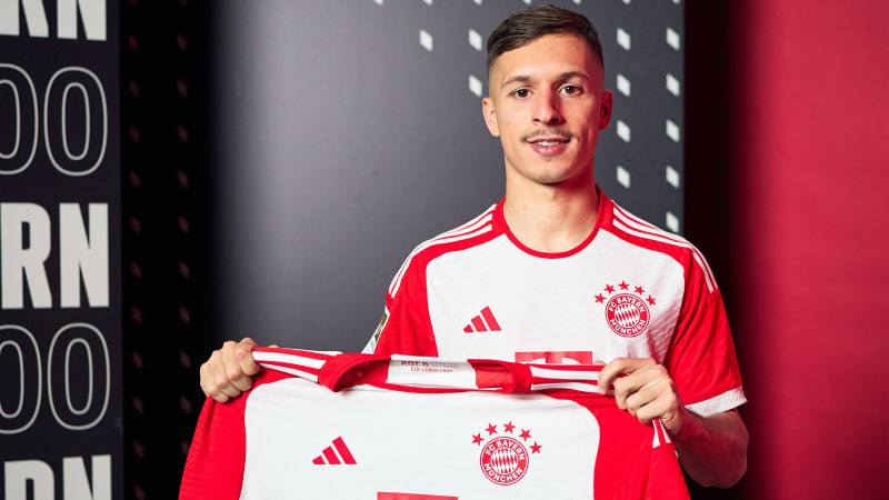 MUNICH, GERMANY - JANUARY 31: FC Bayern Muenchen unveils newly signed player Bryan Zaragoza on January 31, 2024 in Munich, Germany. (Photo by S. Mellar/FC Bayern via Getty Images)