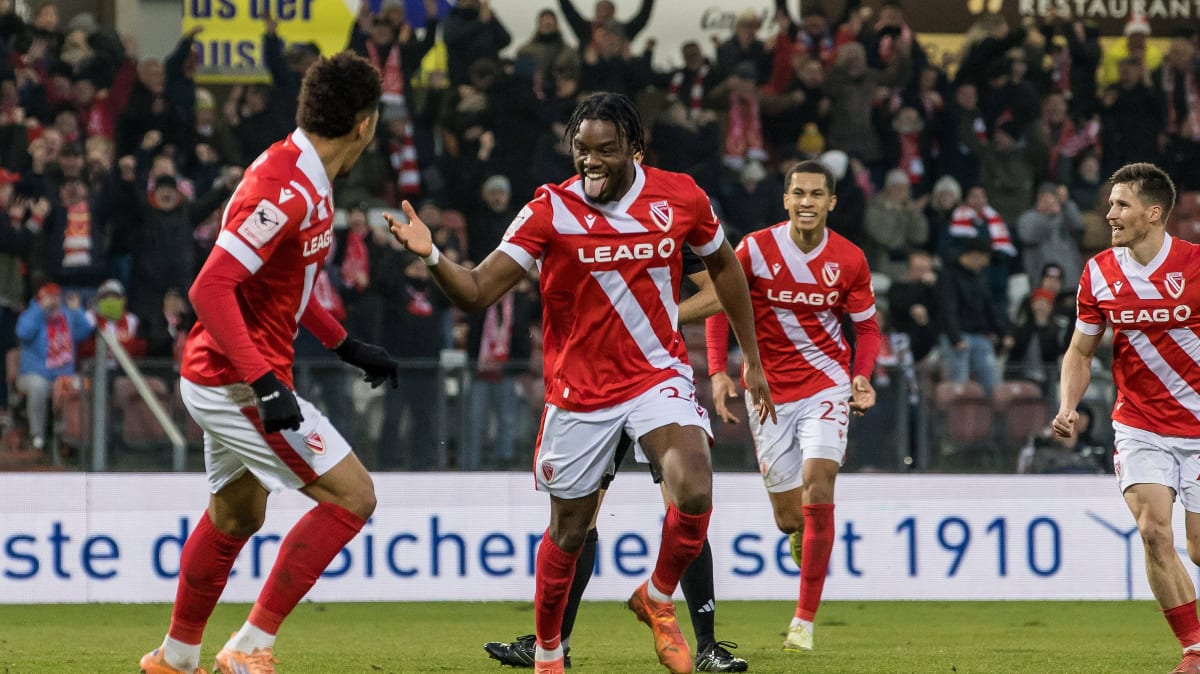 Wollitz-lobt-Matchwinner-Lucoqui-der-hat-seinen-Job-gemacht-